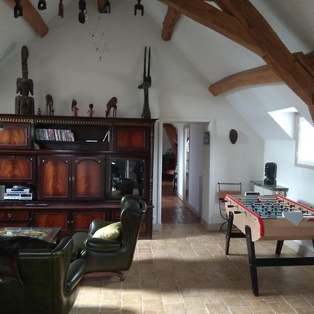 Maison Des Arts Francueil 外观 照片